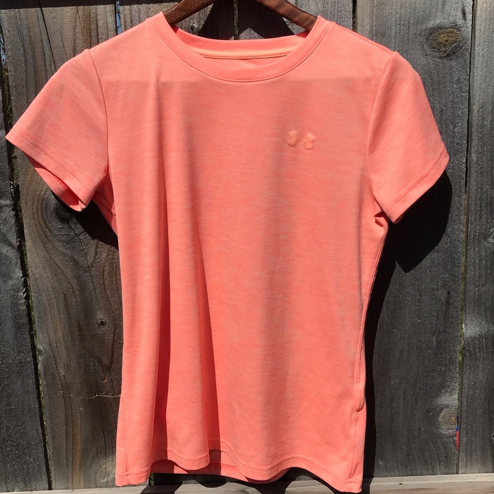 Under Armor heat gear loose fit t-shirt